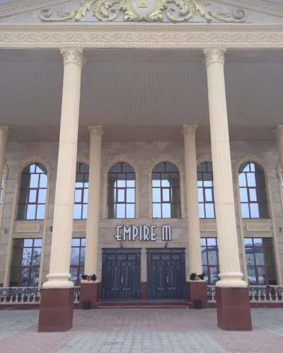 Empire M